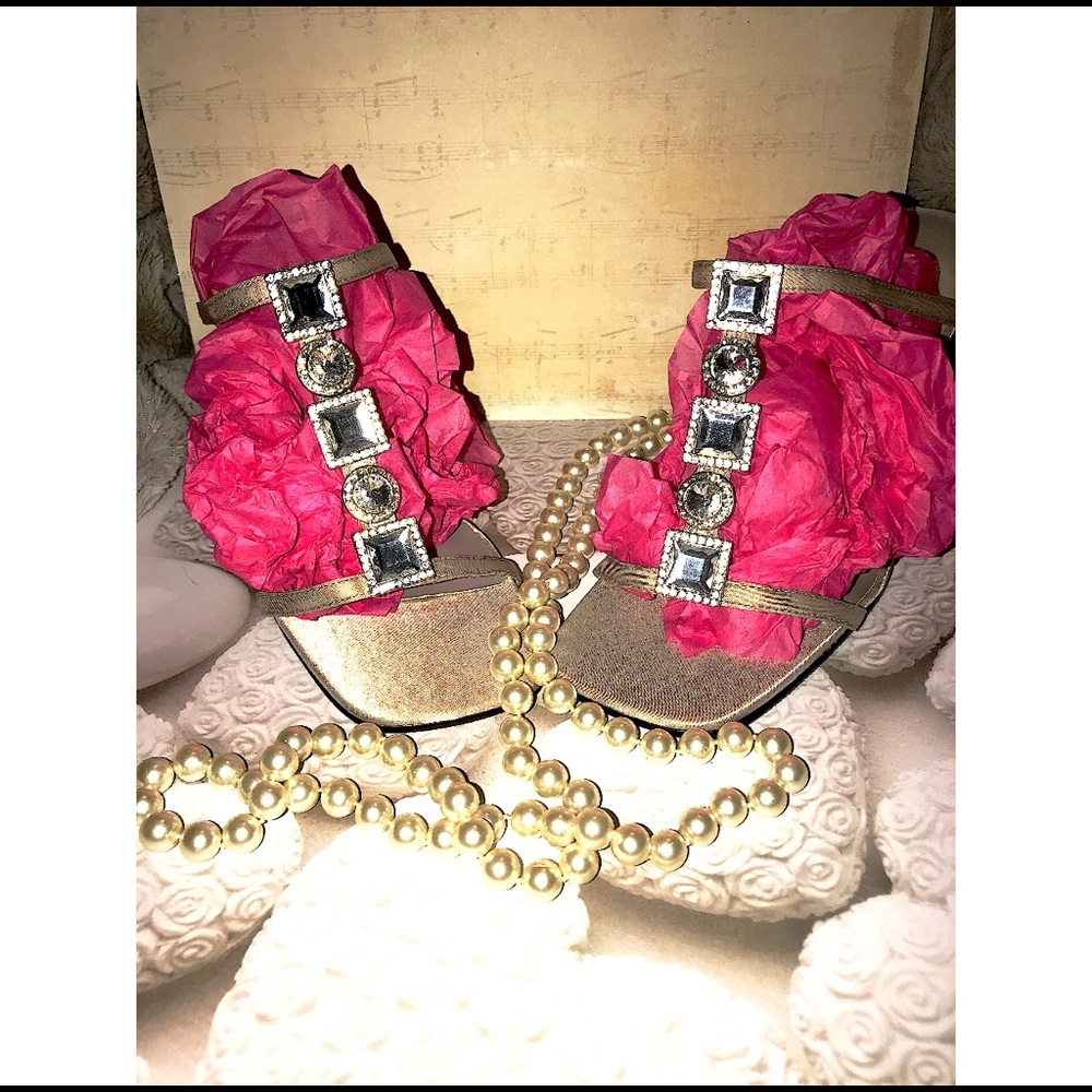 NBW CRYSTAL HEELS - Picture 2 of 6